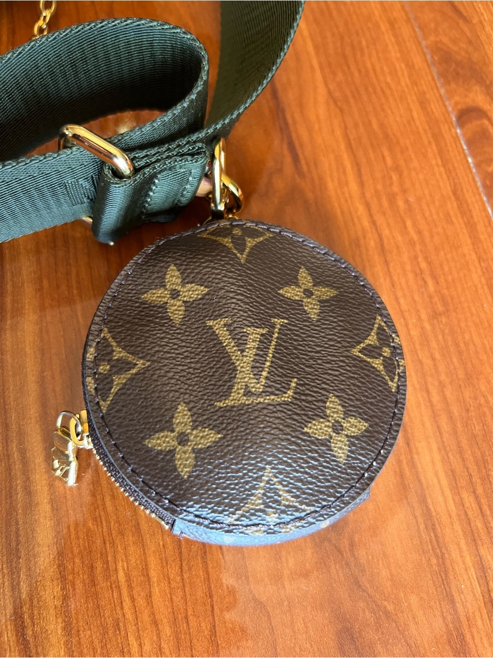 Louis Vuitton Multi Pochette Accessoires Monogram Crossbody Bag Khaki Strap - Picture 10 of 17